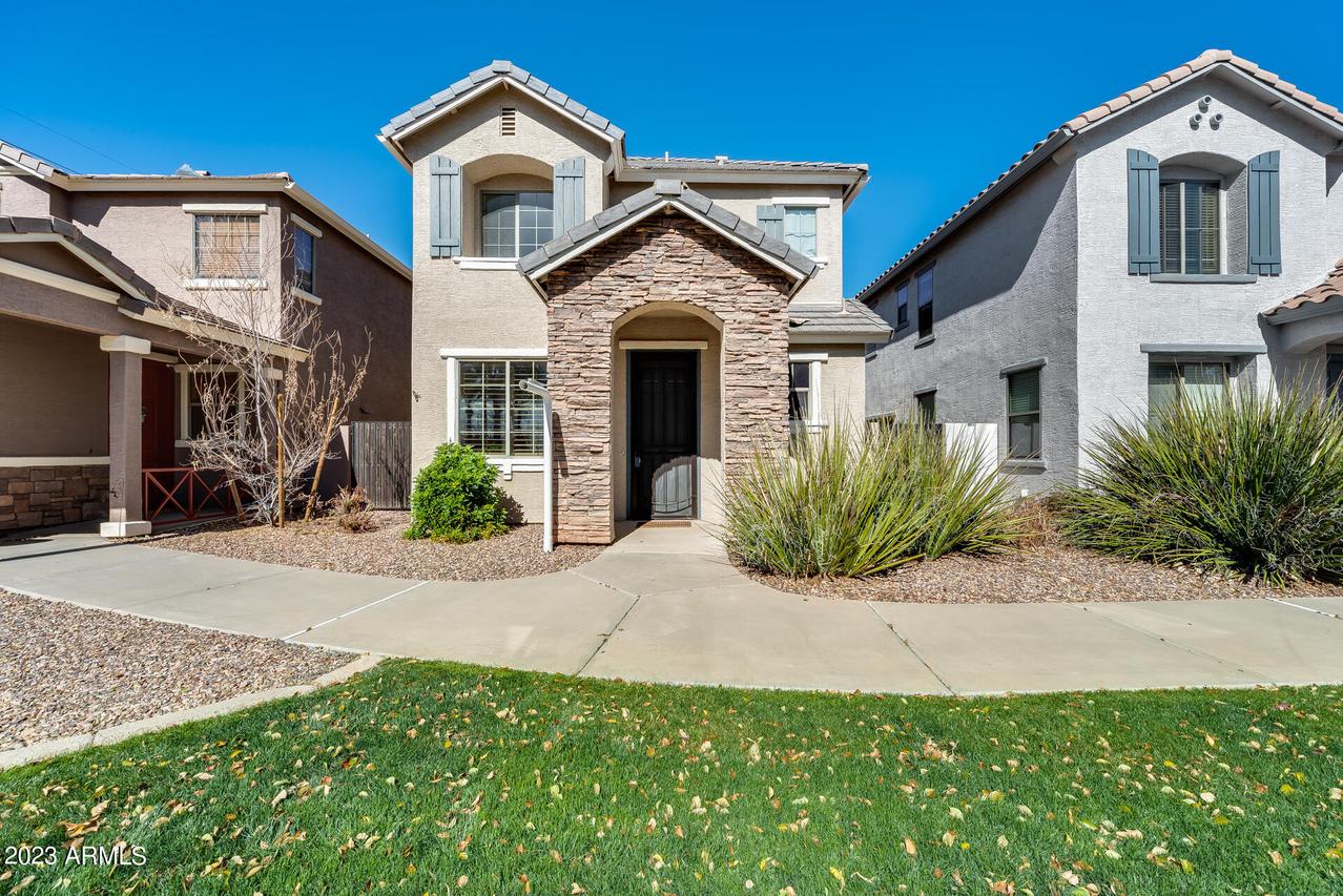 2862 S Brett St., Gilbert, AZ 85295