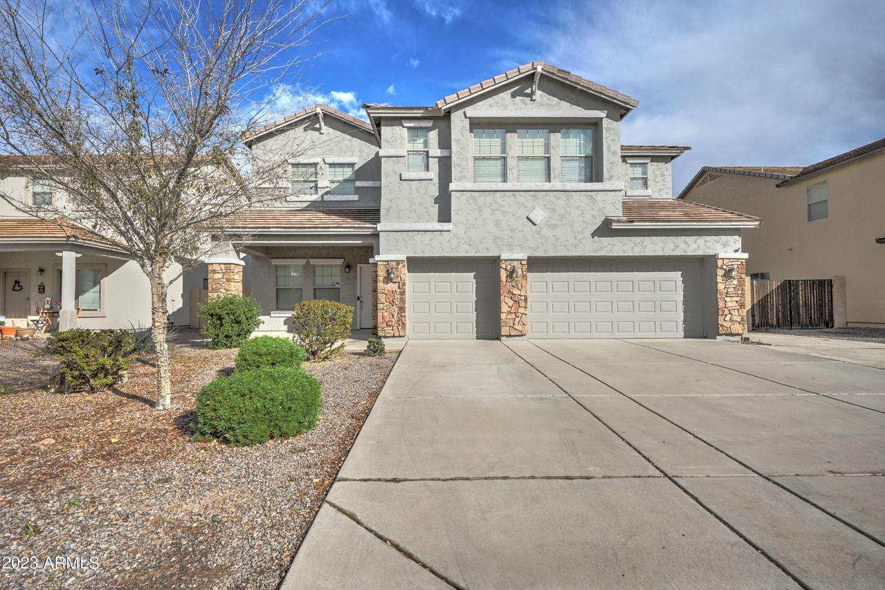 748 E Volk Ln., San Tan Valley, AZ 85140