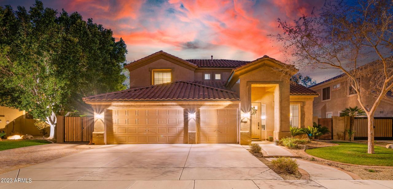6207 W Kerry Ln., Glendale, AZ 85308