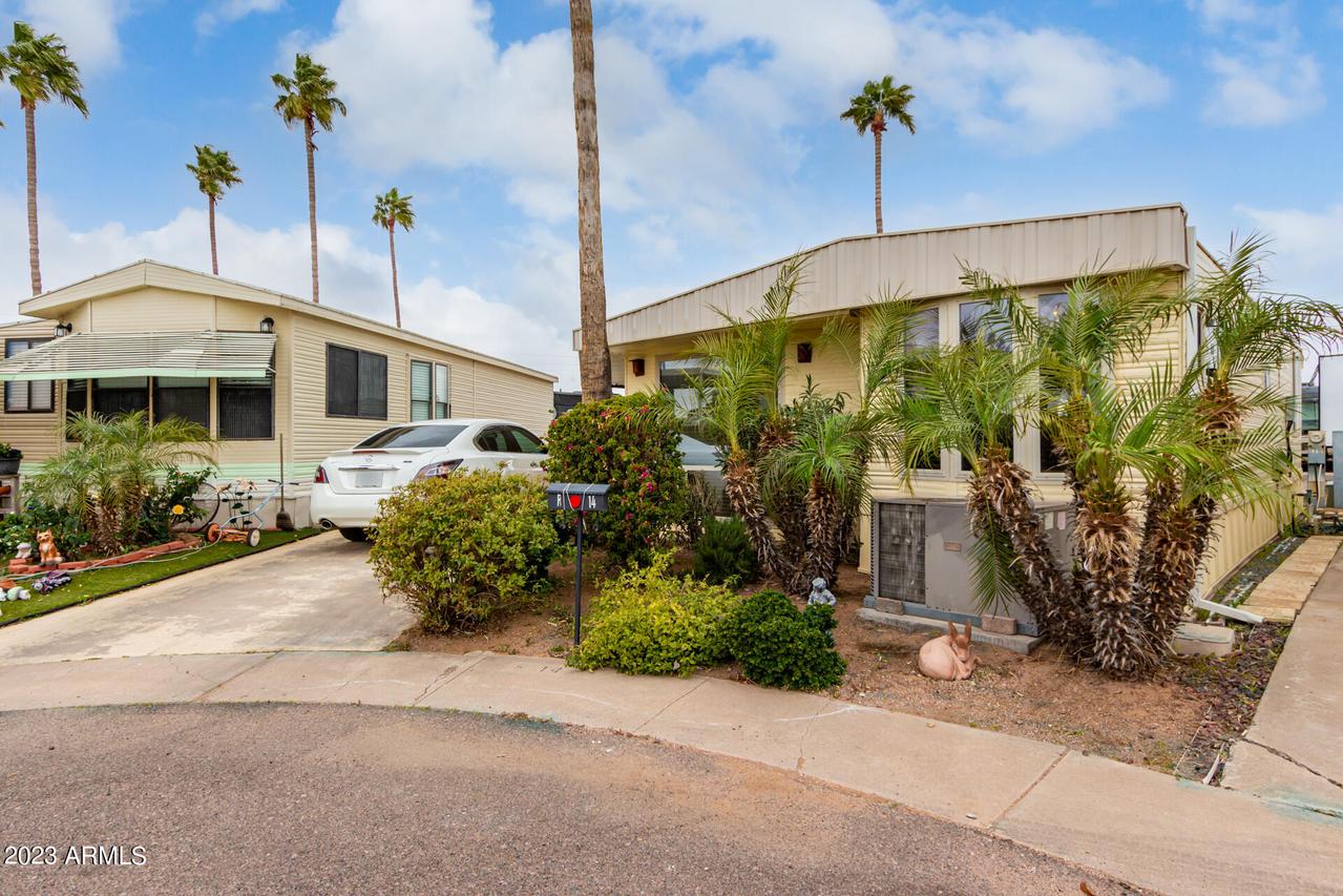 3020 E Main St. #R-14, Mesa, AZ 85213