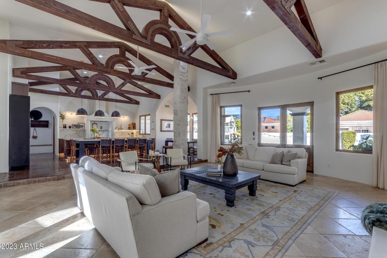 321 S Park Grove Ln., Gilbert, AZ 85296