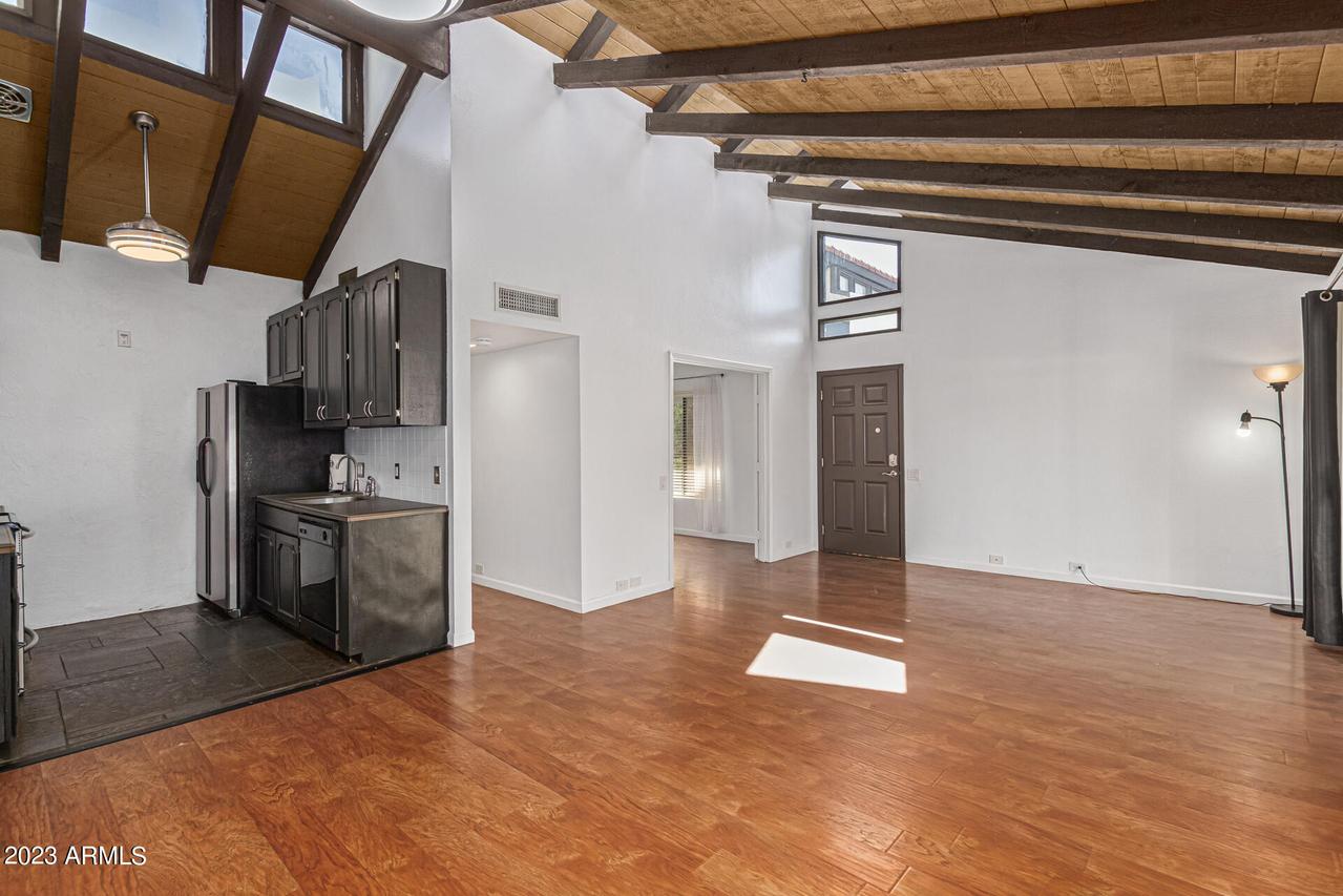 2810 E Glenrosa Ave. #16, Phoenix, AZ 85016