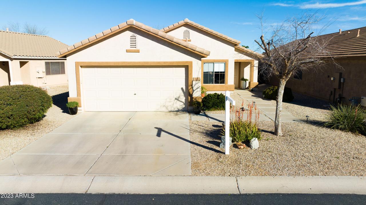 88 E Lupine Pl., San Tan Valley, AZ 85143