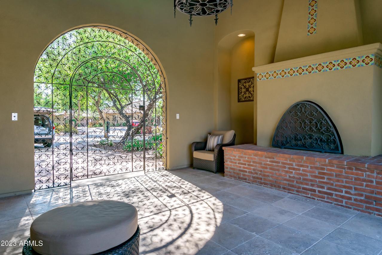 18650 N Thompson Peak Pkwy. #1071, Scottsdale, AZ 85255