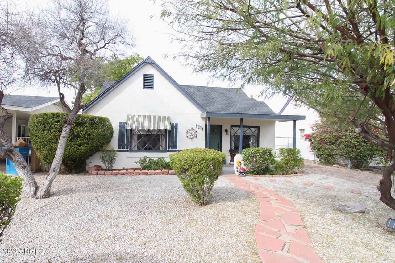 2220 N 23rd Pl., Phoenix, AZ 85006