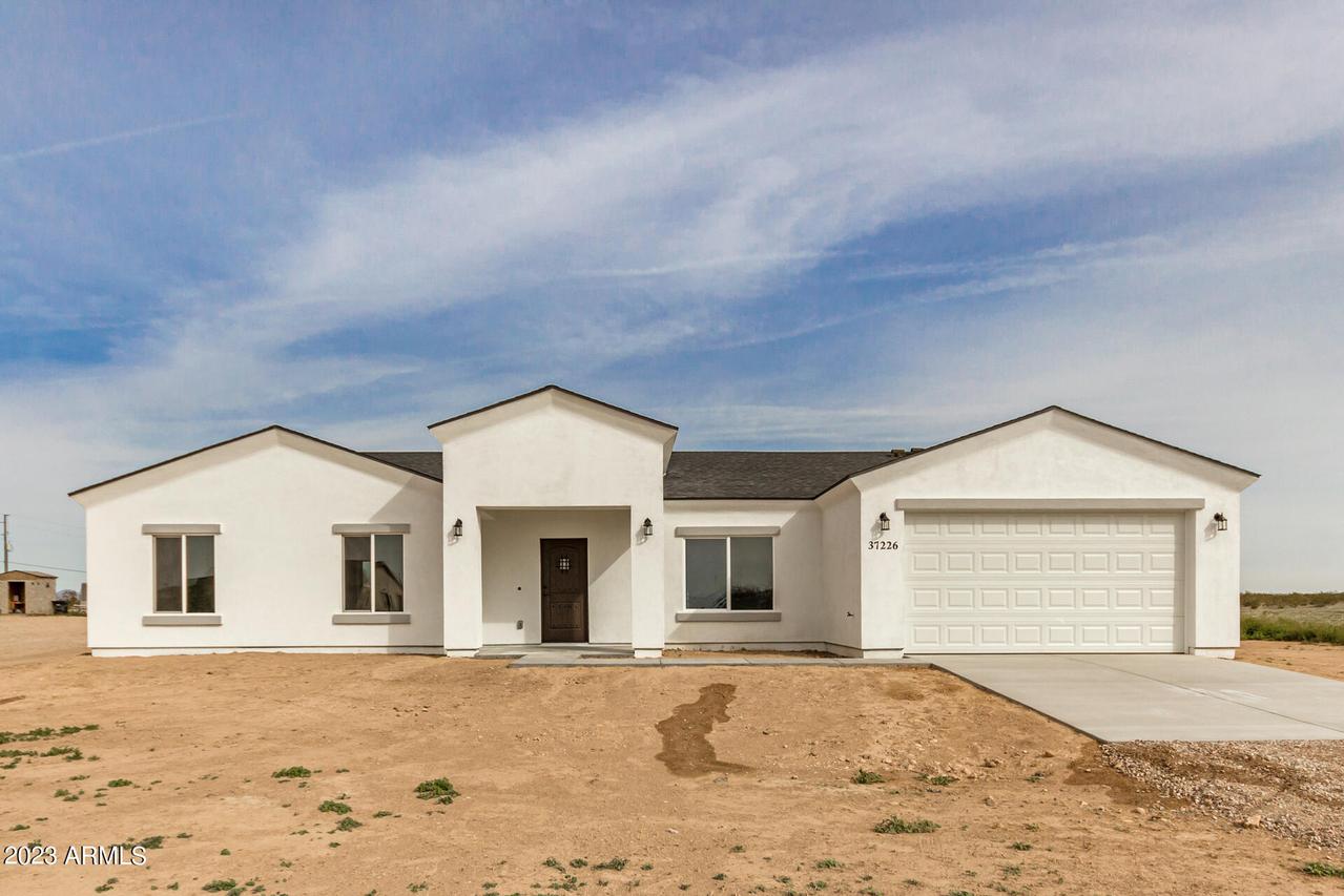 37226 W Mckinley St., Tonopah, AZ 85354