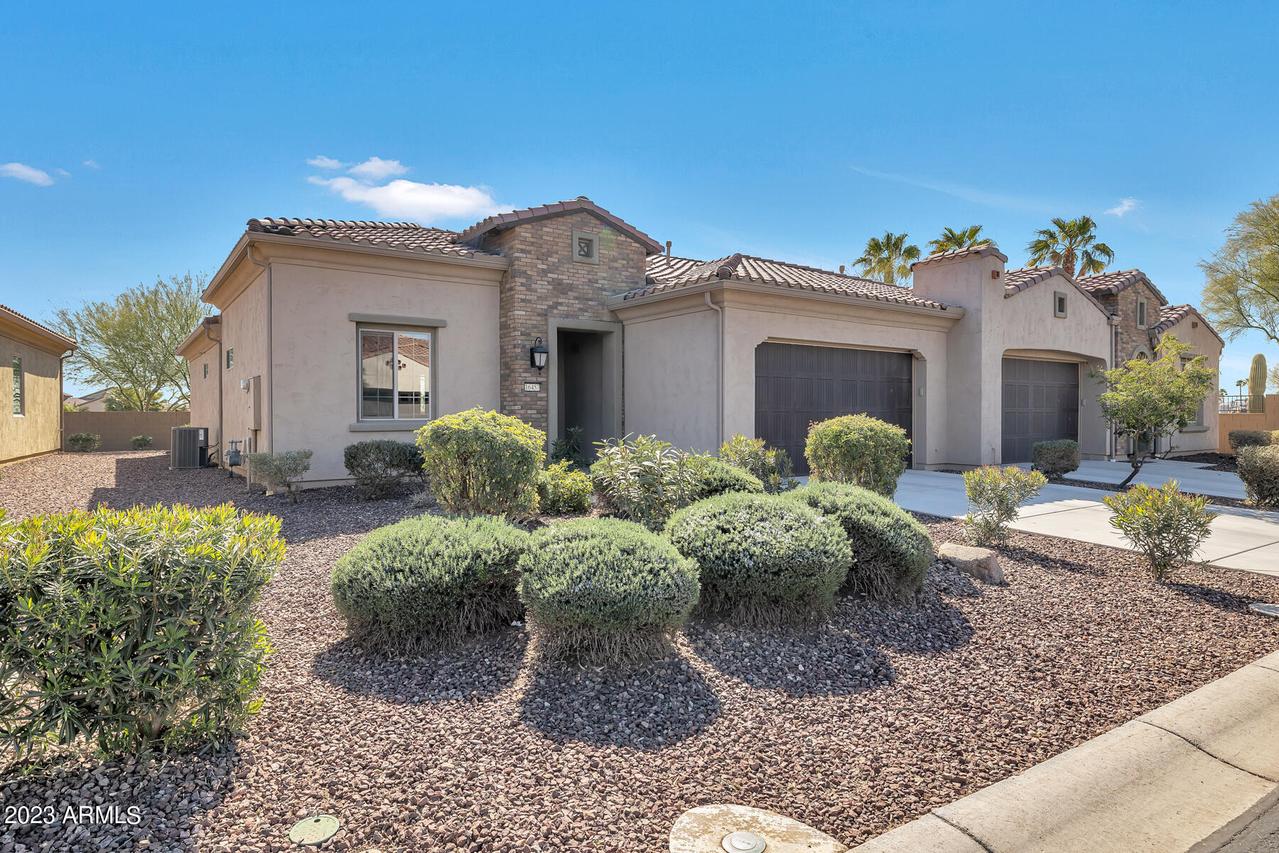 16457 W Piccadilly Rd., Goodyear, AZ 85395