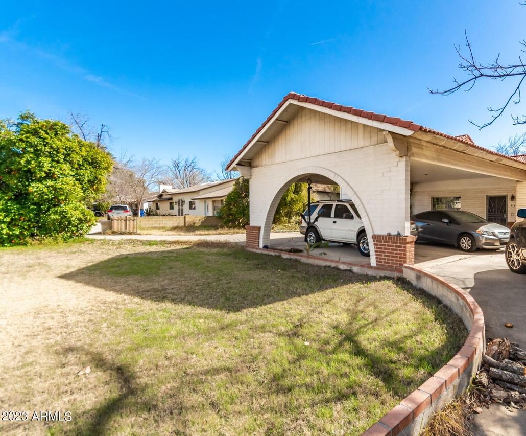 319 W Northern Ave., Phoenix, AZ 85021