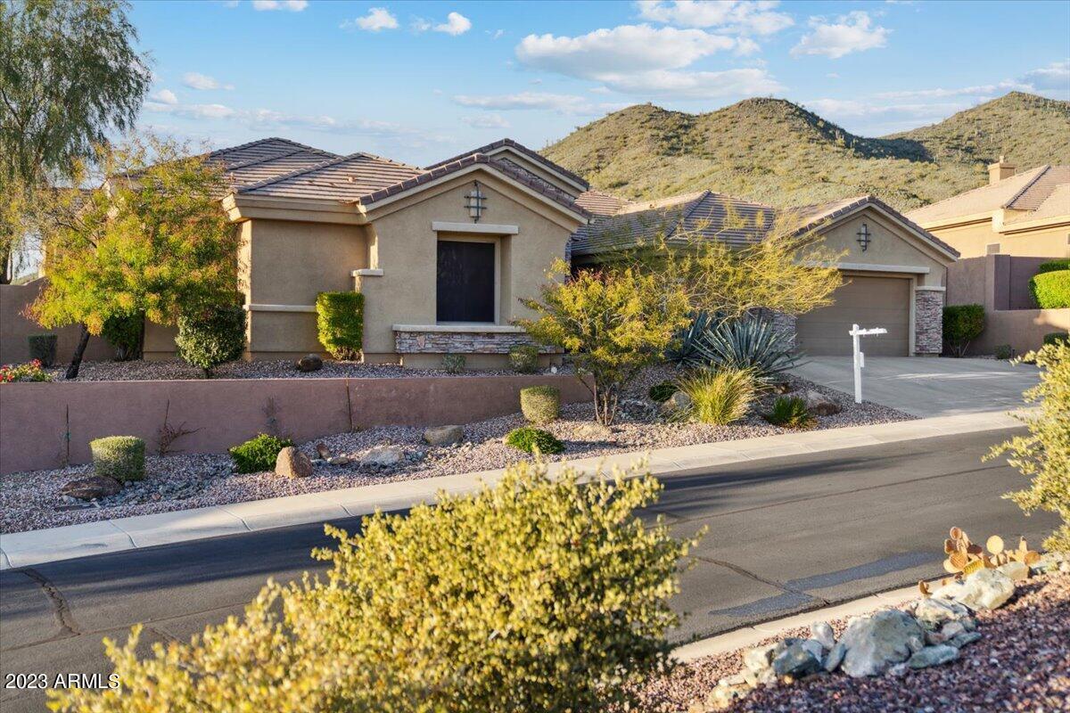 2554 W Shinnecock Way, Anthem, AZ 85086