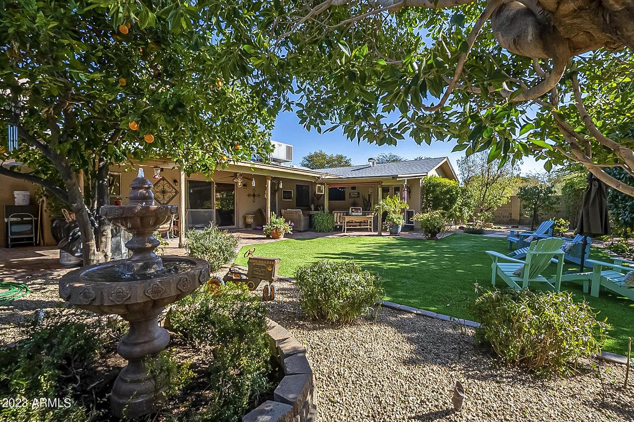 801 W Michelle Dr., Phoenix, AZ 85023