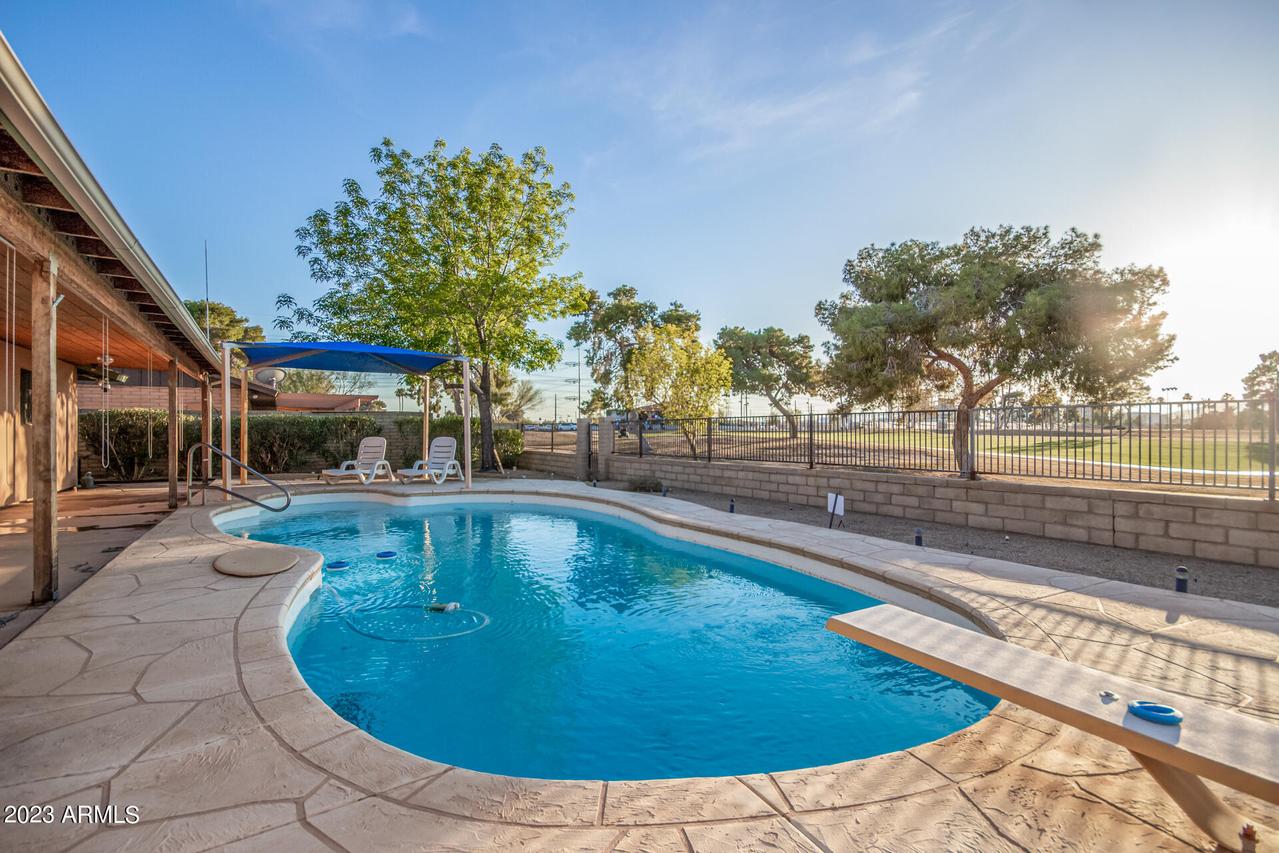 6738 S La Rosa Dr., Tempe, AZ 85283