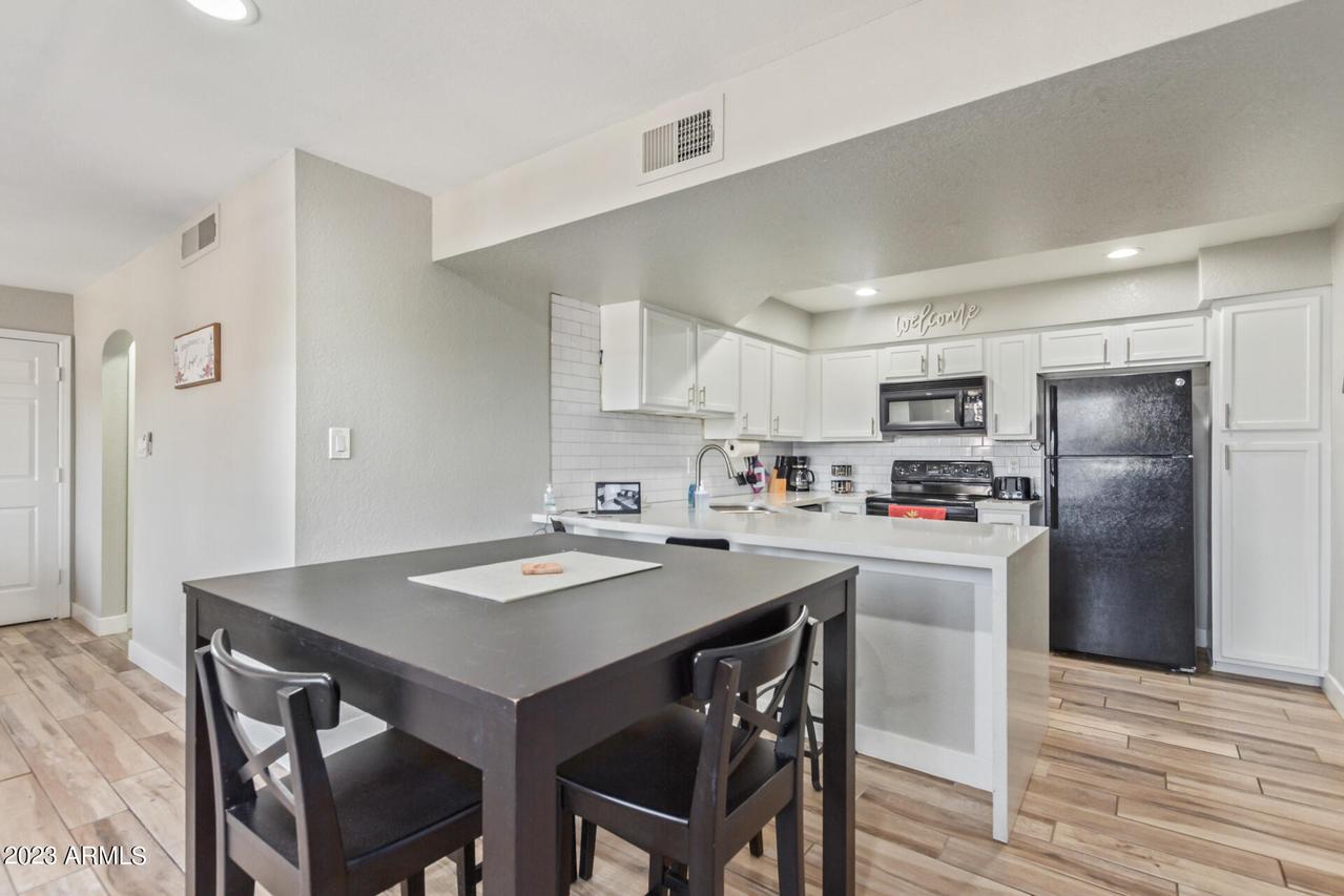 8787 E Mountain View Rd. #2011, Scottsdale, AZ 85258