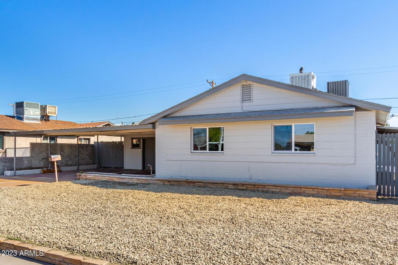 3819 N 49th Ave., Phoenix, AZ 85031