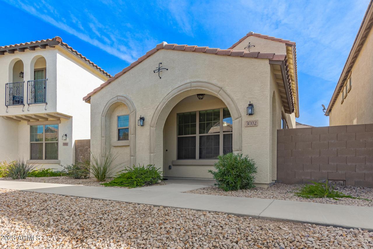 3002 N 72nd St., Mesa, AZ 85207