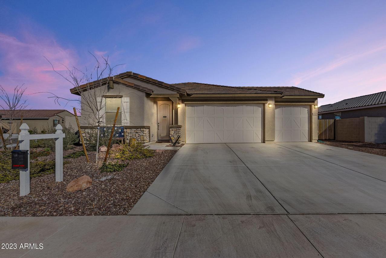 4921 N 181st Ave., Goodyear, AZ 85395
