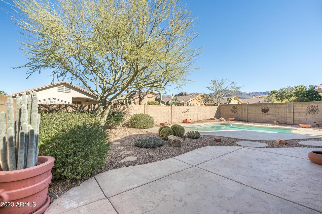 8918 E Red Mountain Ln., Gold Canyon, AZ 85118