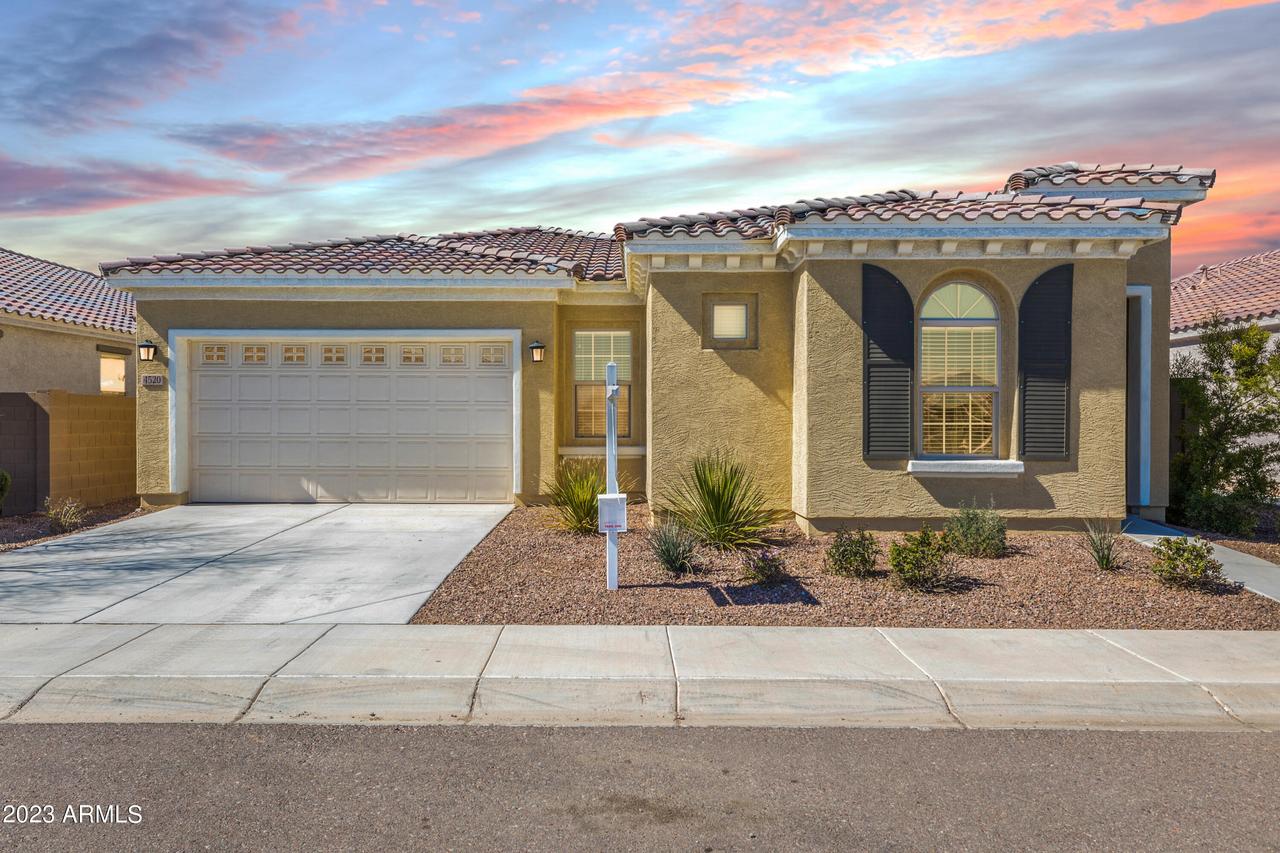 4520 N 93rd Dr., Phoenix, AZ 85037