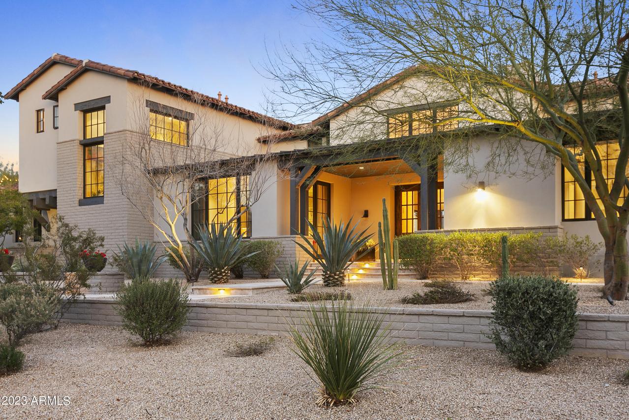 9757 E Kemper Way, Scottsdale, AZ 85255