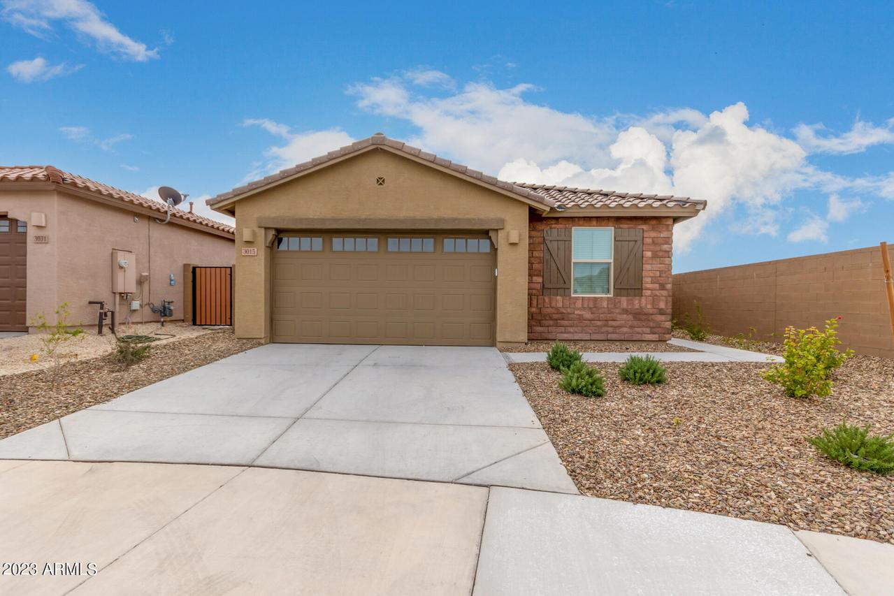 3015 E 27th Ave., Apache Junction, AZ 85119
