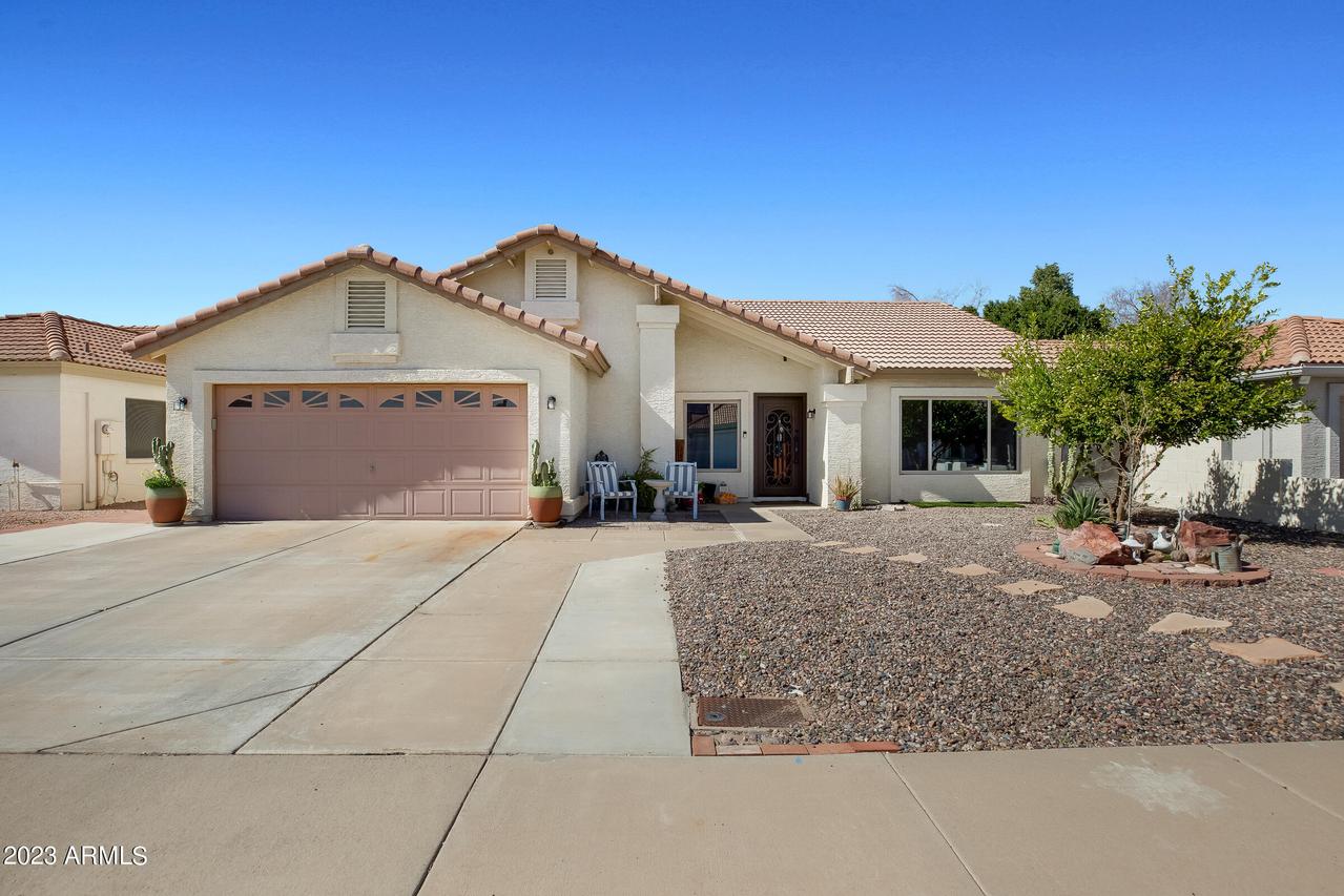 1038 N Sailors Way, Gilbert, AZ 85234