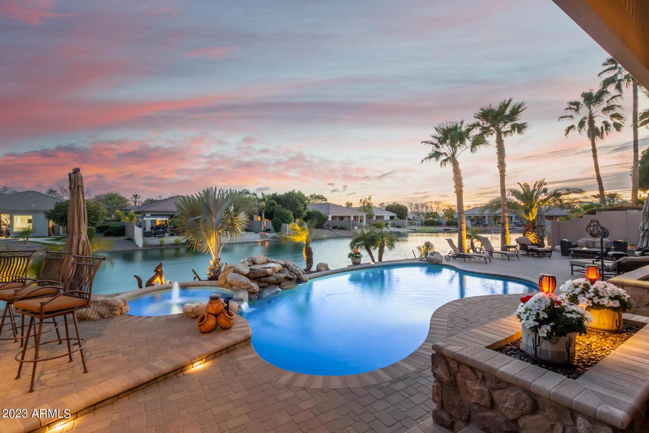 7021 W Firebird Dr., Glendale, AZ 85308