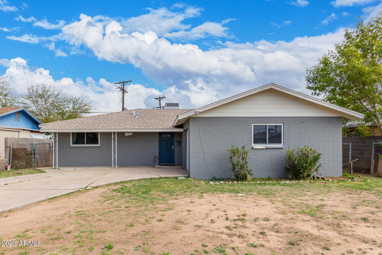 3029 N 43rd Ln., Phoenix, AZ 85031