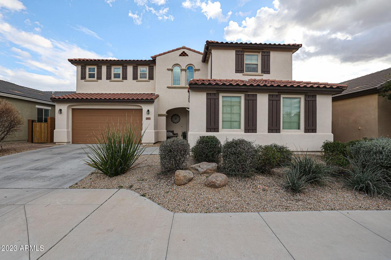 8027 W Spur Dr., Peoria, AZ 85383
