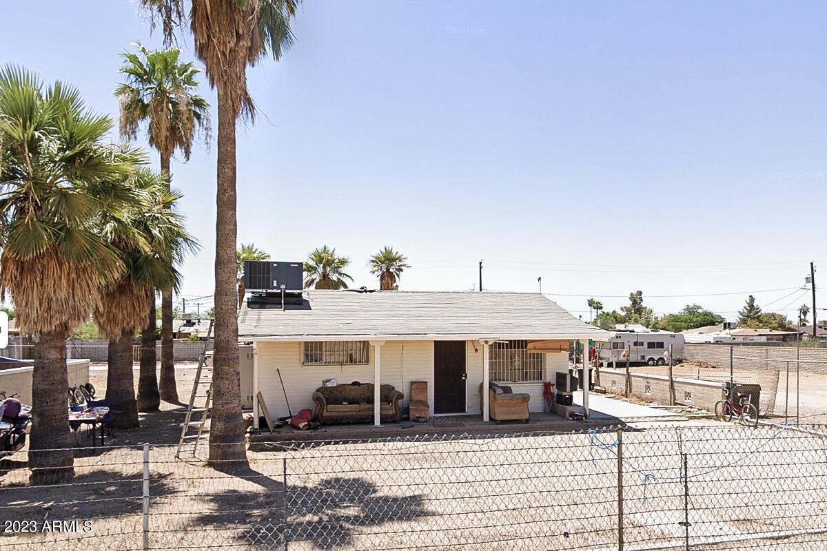 1434 E Alta Vista Rd., Phoenix, AZ 85042