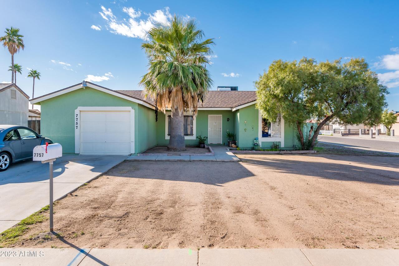 7757 W Hazelwood St., Phoenix, AZ 85033