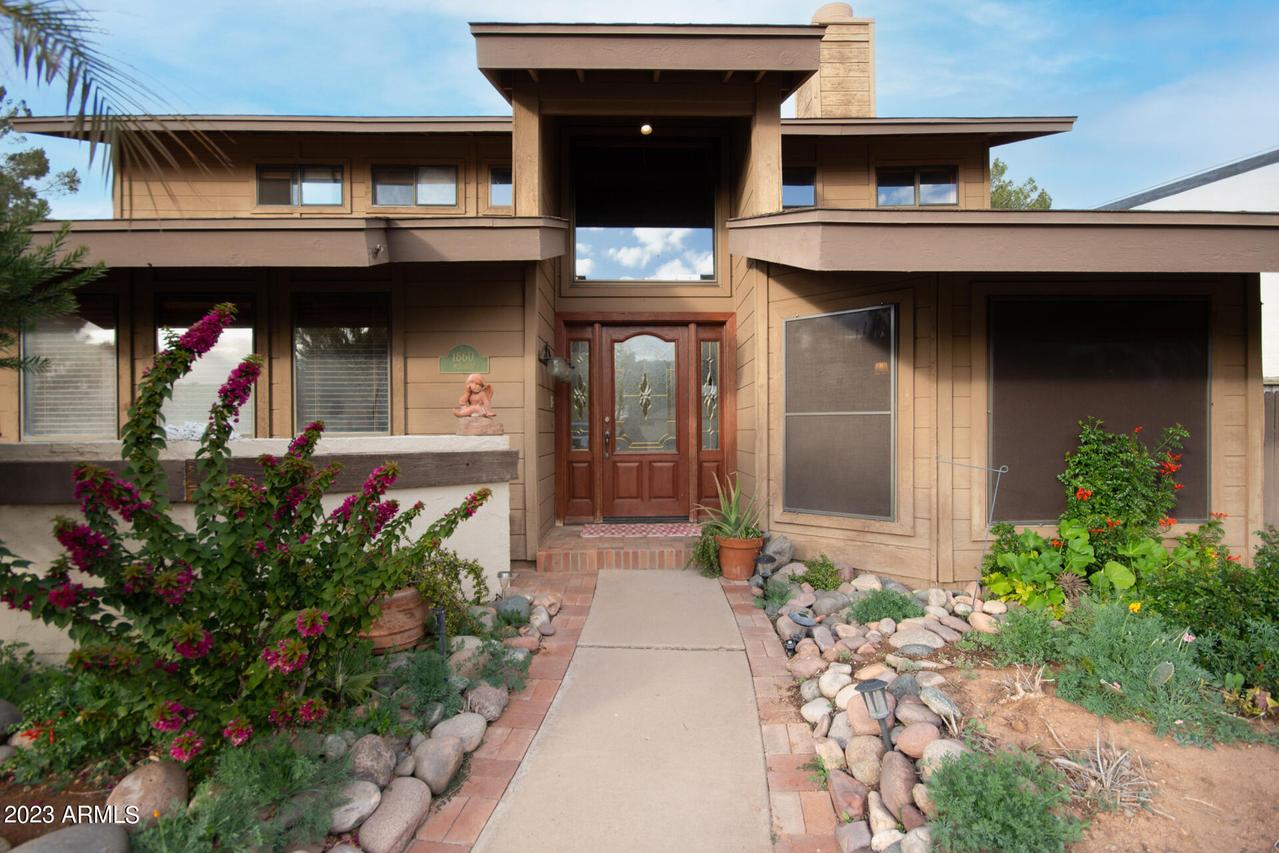 1860 W Milagro Ave., Mesa, AZ 85202