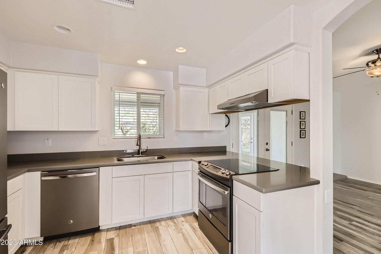 822 E Calle Bolo Ln., Goodyear, AZ 85338