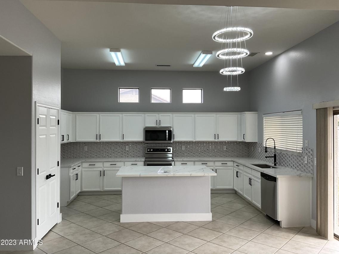 5405 S 53rd Ave., Laveen, AZ 85339