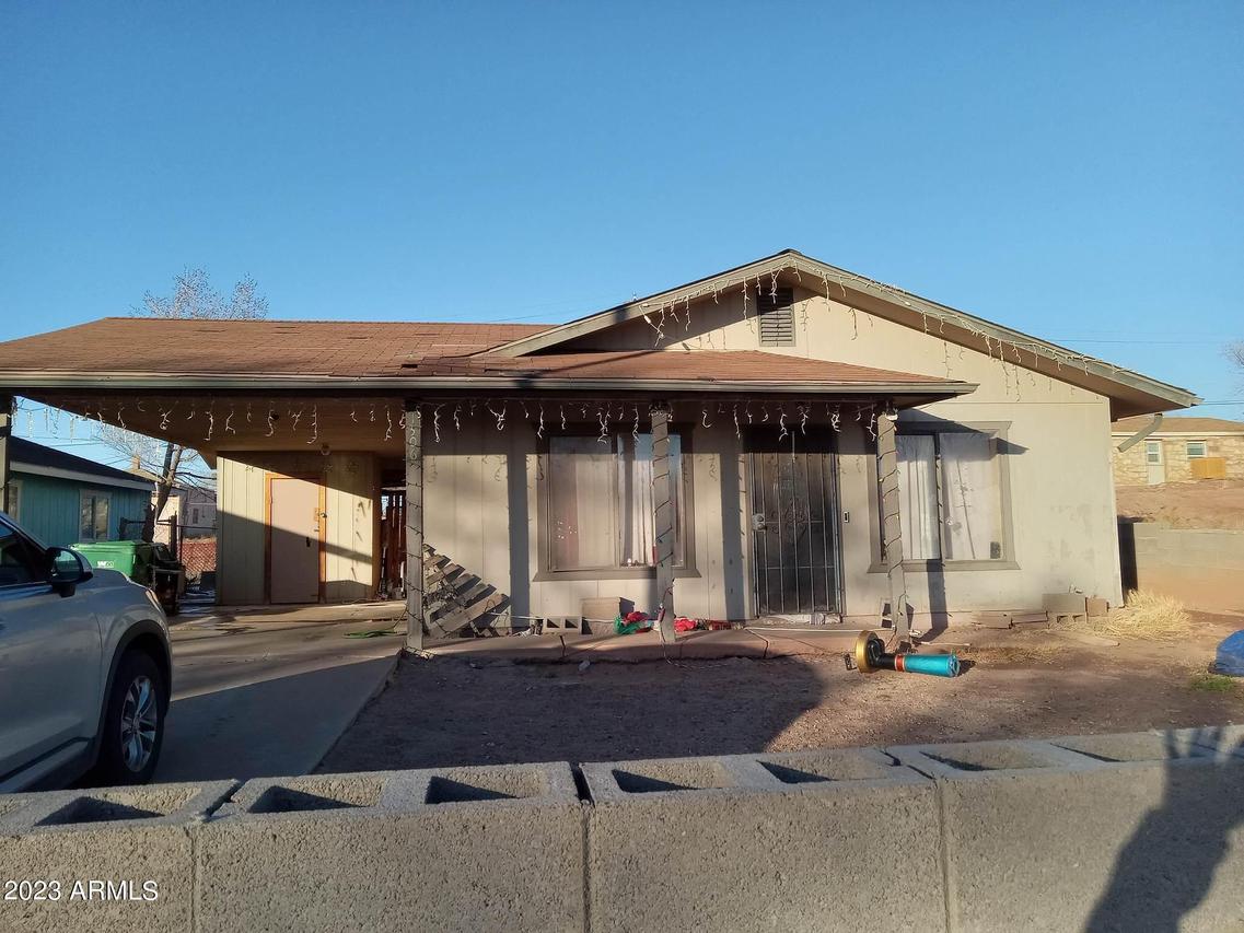 1306 W 2nd St., Winslow, AZ 86047