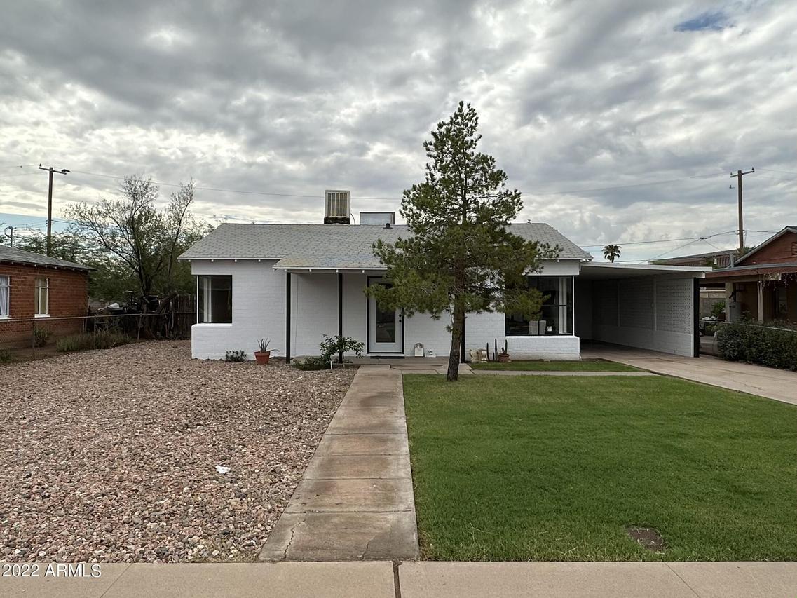 3219 E Pierce St., Phoenix, AZ 85008
