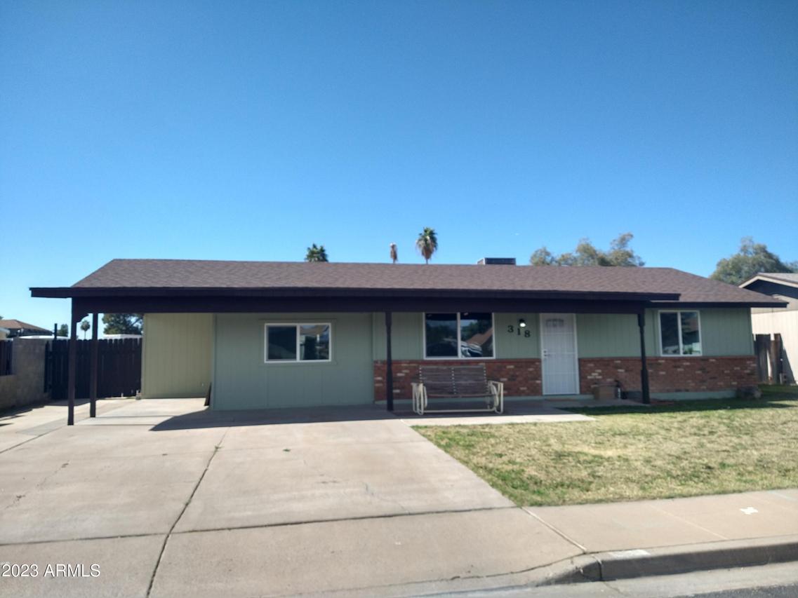318 N 26th St., Mesa, AZ 85213