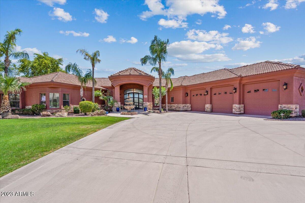 4721 W Creedance Blvd., Glendale, AZ 85310