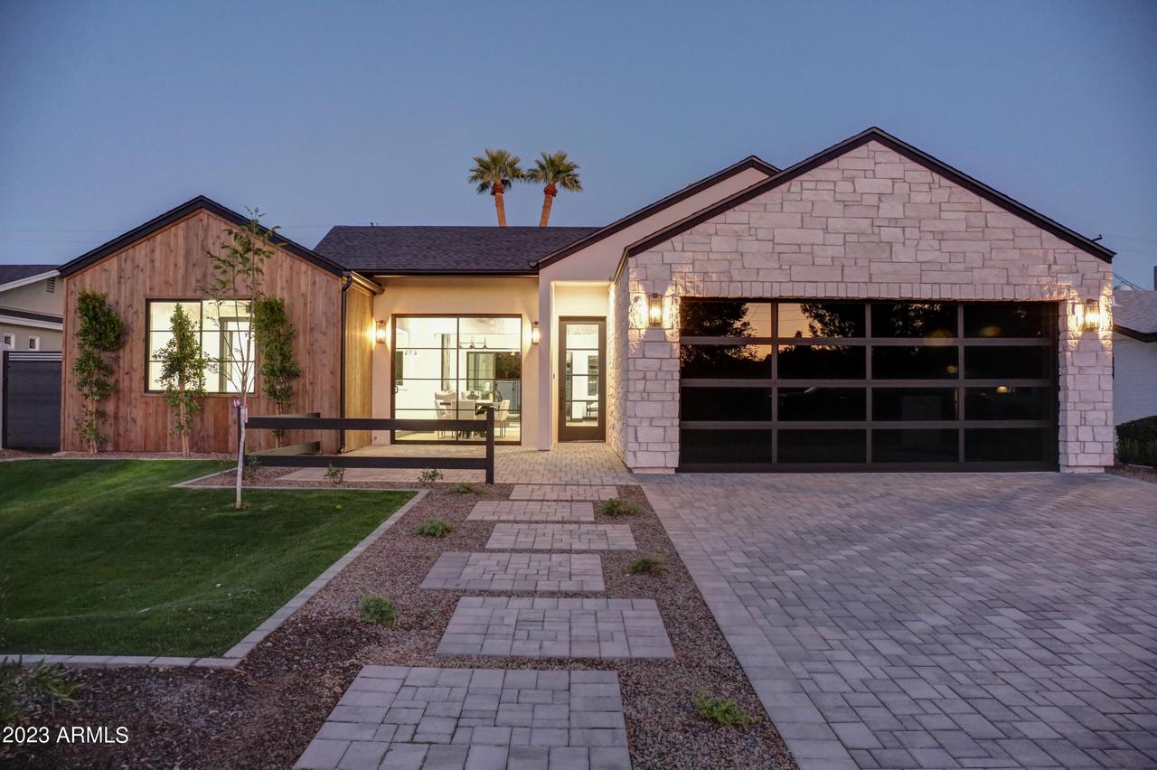 3417 N 44th Pl., Phoenix, AZ 85018