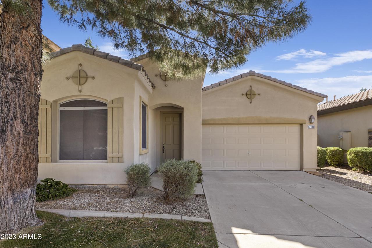 1887 W Periwinkle Way, Chandler, AZ 85248