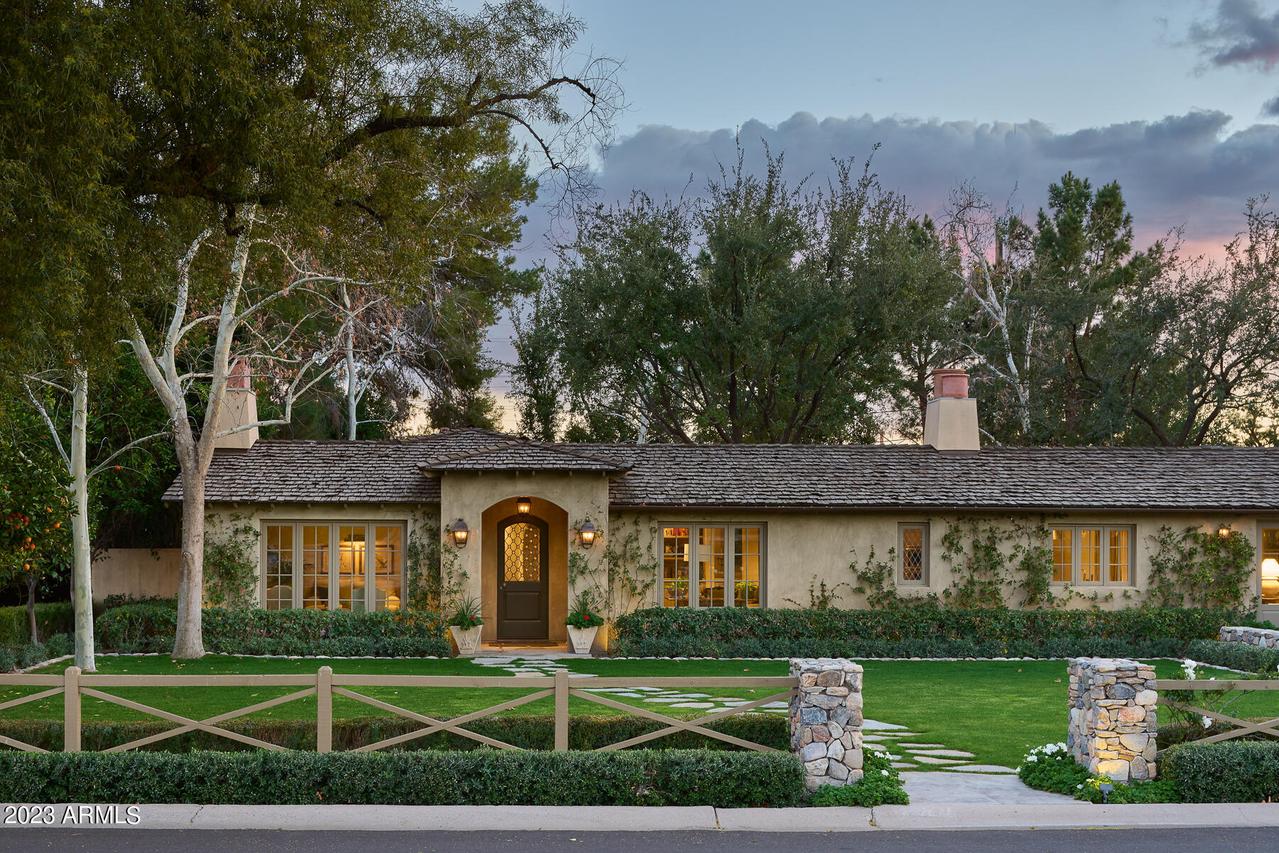 5701 E Calle Camelia, Phoenix, AZ 85018