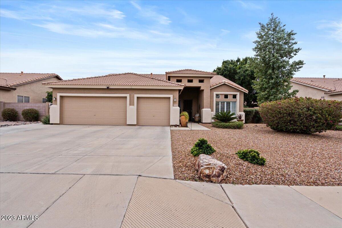 3325 E Isabella Ave., Mesa, AZ 85204