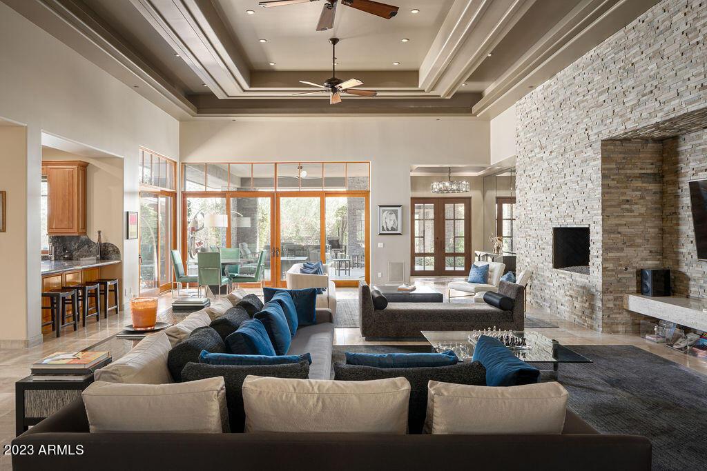 9290 E Thompson Peak Pkwy. #495, Scottsdale, AZ 85255
