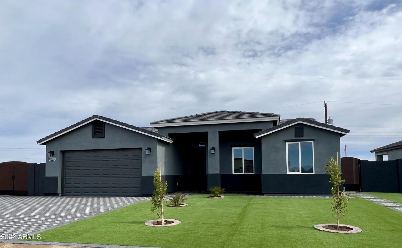 34933 N Palm Dr., San Tan Valley, AZ 85140