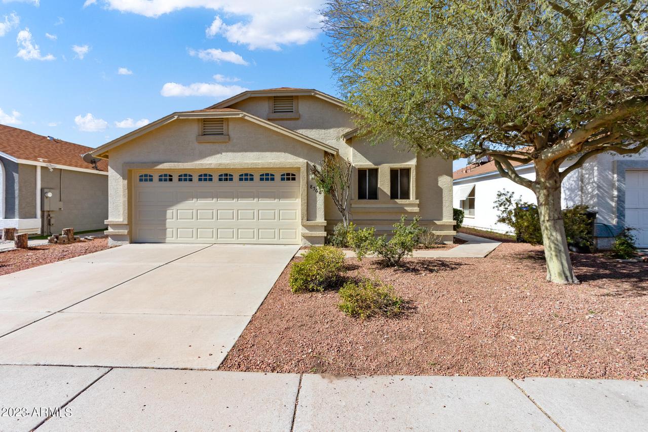 8566 N 108th Ln., Peoria, AZ 85345