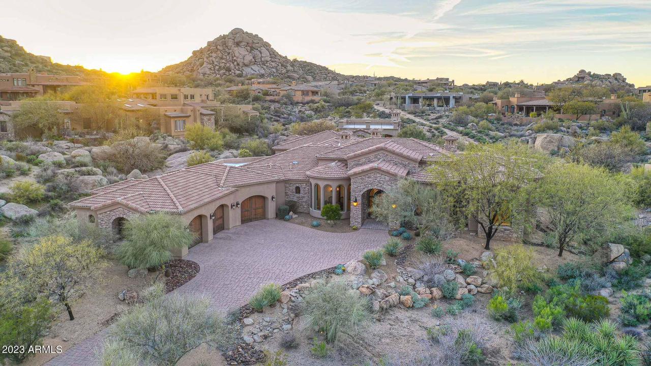 10702 E Hedgehog Pl., Scottsdale, AZ 85262