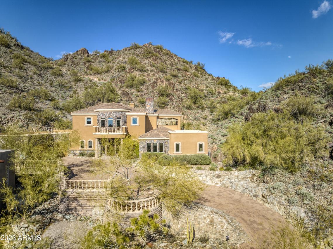 10443 N Central Ave., Phoenix, AZ 85020