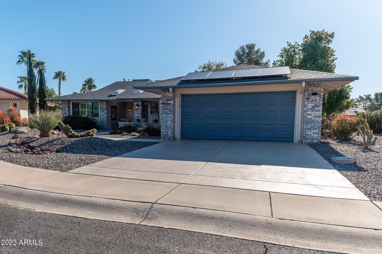 21647 N 131st Way, Sun City West, AZ 85375