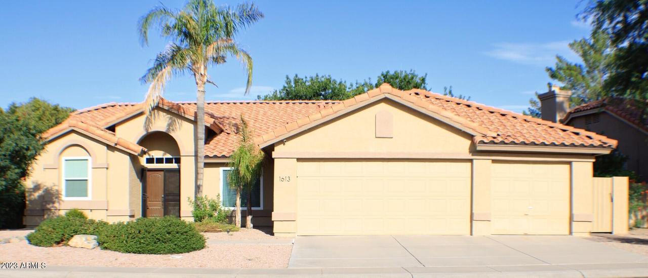 1613 W Gunstock Loop, Chandler, AZ 85248