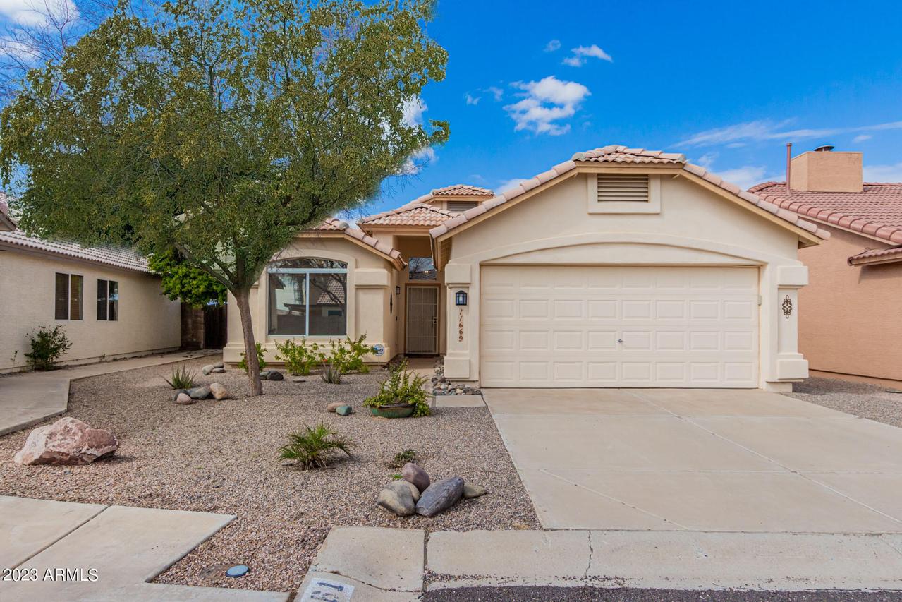 11669 W Pine Mountain Ct., Surprise, AZ 85378