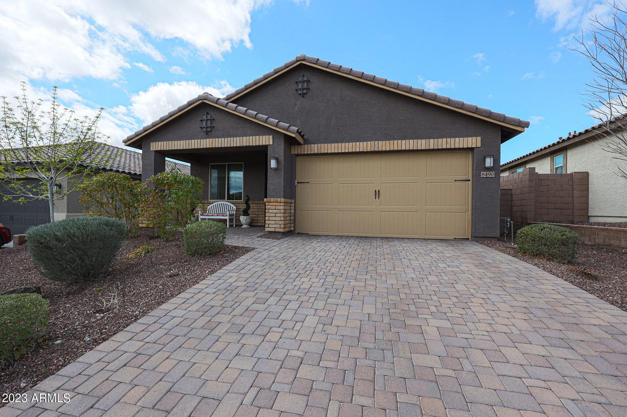 8490 S 165th Dr., Goodyear, AZ 85338