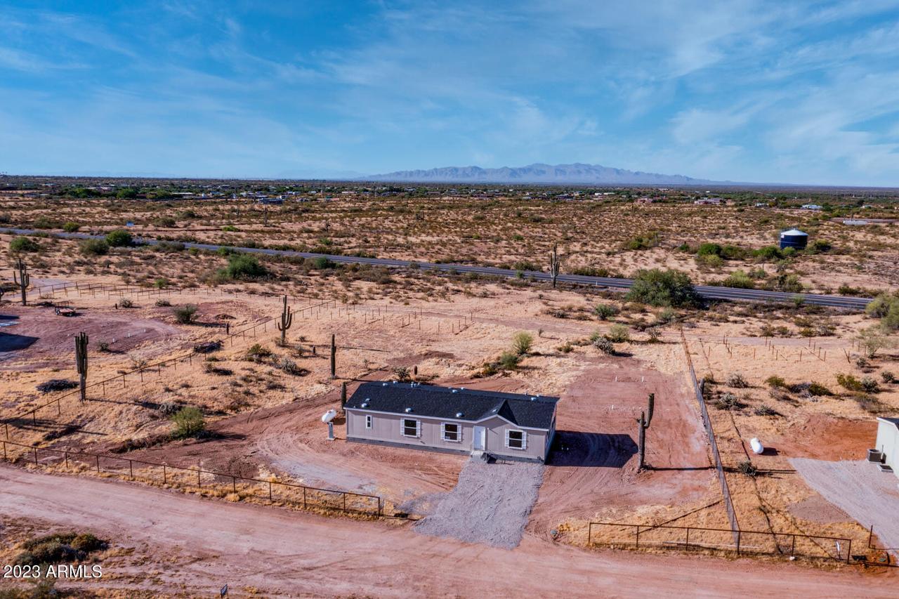 25417 W Opportunity Way, Morristown, AZ 85342